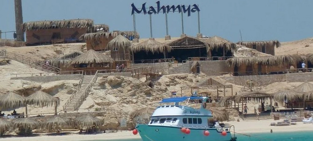 Snorkeling at Mahmya Island from Hurghada